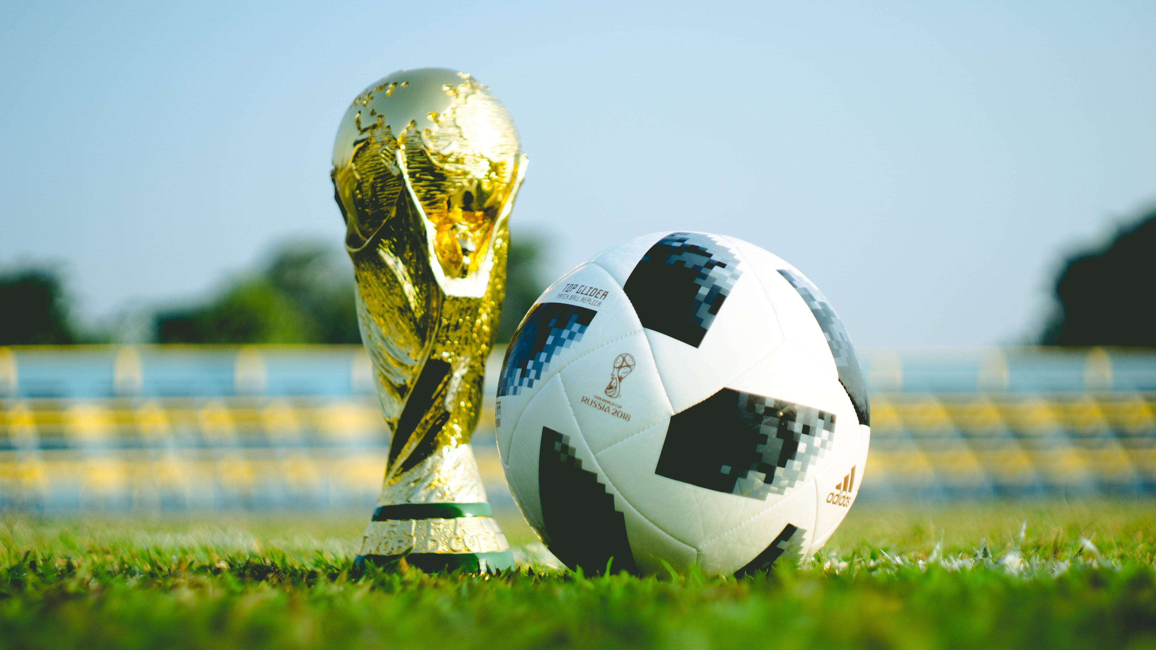 开云FIFA-策略棋局与引擎轰鸣,佩雷兹主场封王,法拉利红影吞噬红牛二队